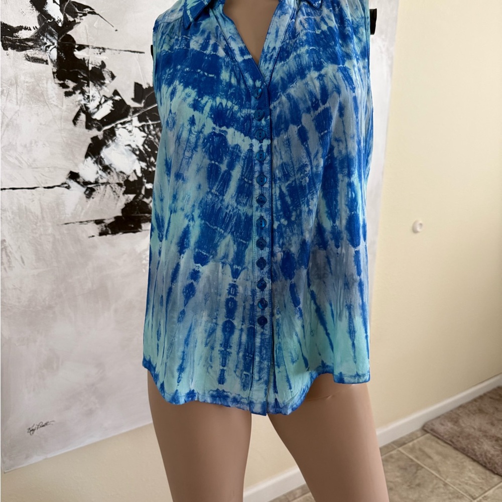 Vibrant Blue Tie-Dye Button-Up Blouse